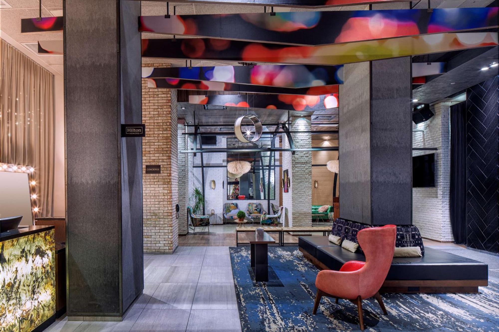 Doubletree By Hilton New York Times Square West Hotel Екстериор снимка