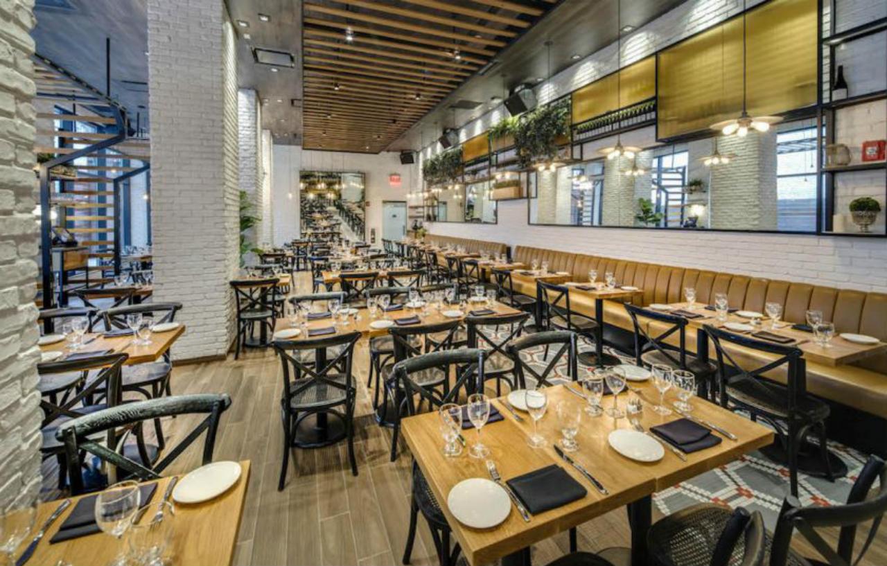 Doubletree By Hilton New York Times Square West Hotel Екстериор снимка